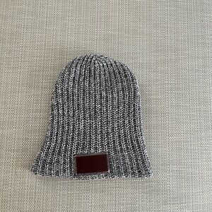 Love Your Melon knit beanie speckled black and white